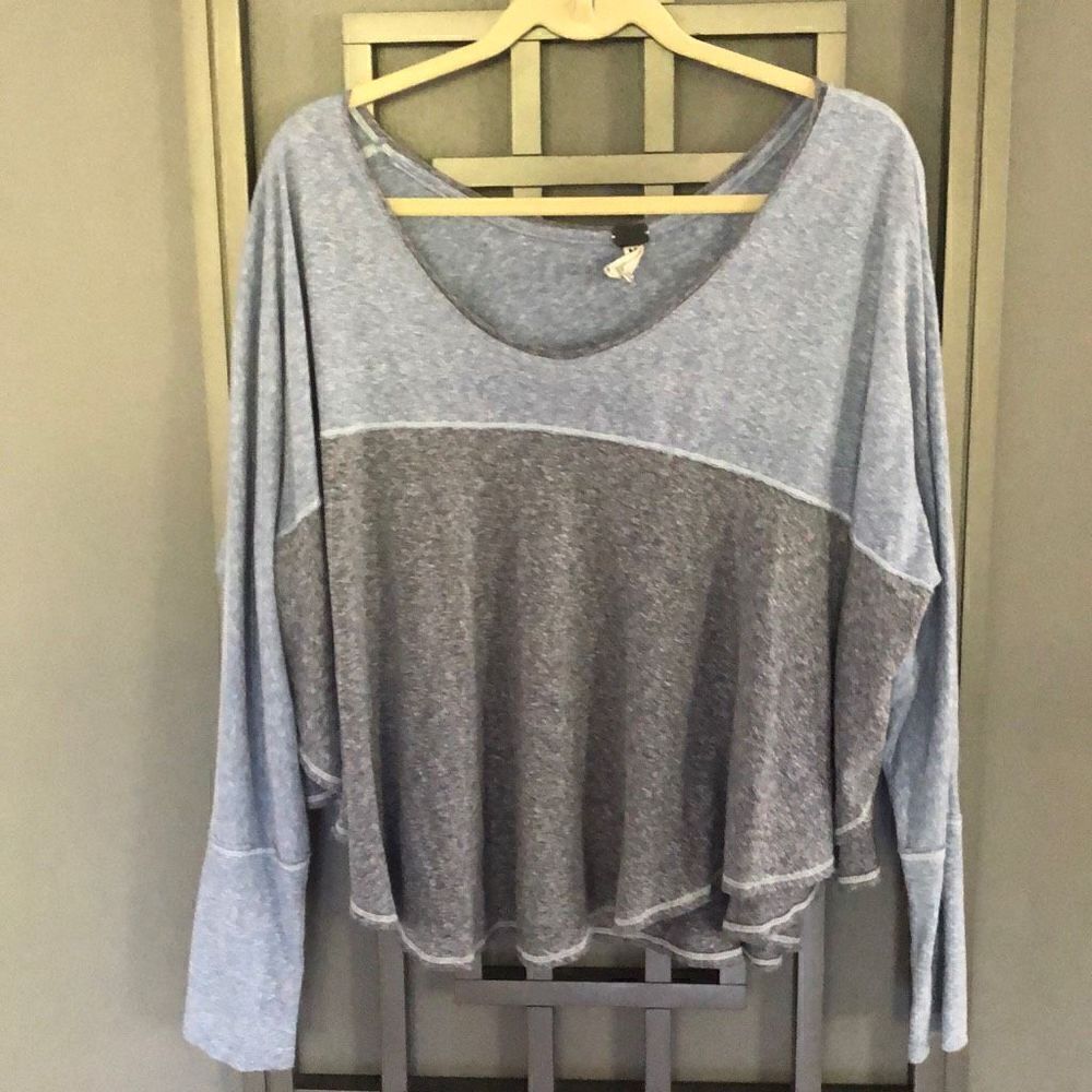 We The Free Oversized, scoop, neck, comfort, church to toned size M￼